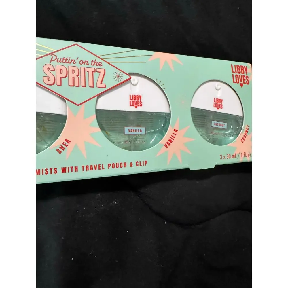 NWT 3 Piece Body Mists with Keychain Gift Set